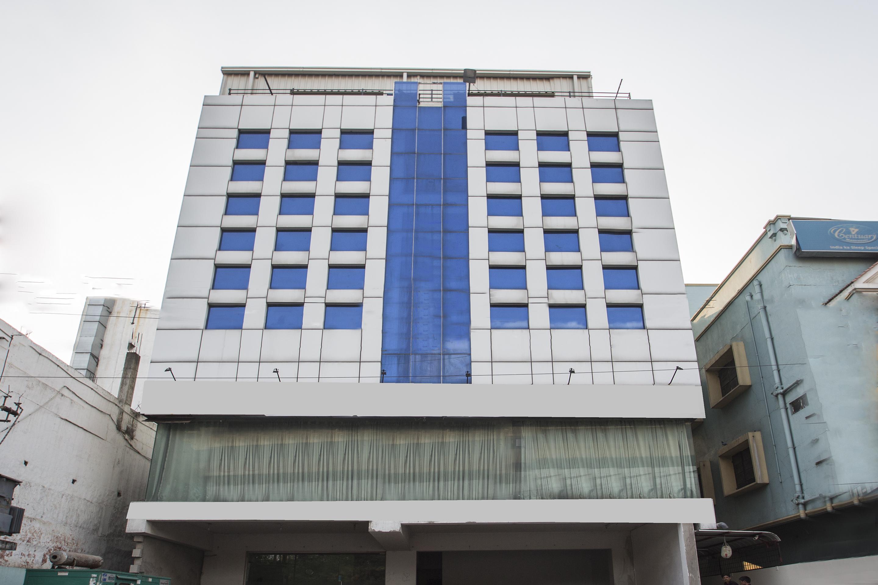 Hotel O Palak Residency Near Erragadda Metro Station Хидерабад Екстериор снимка