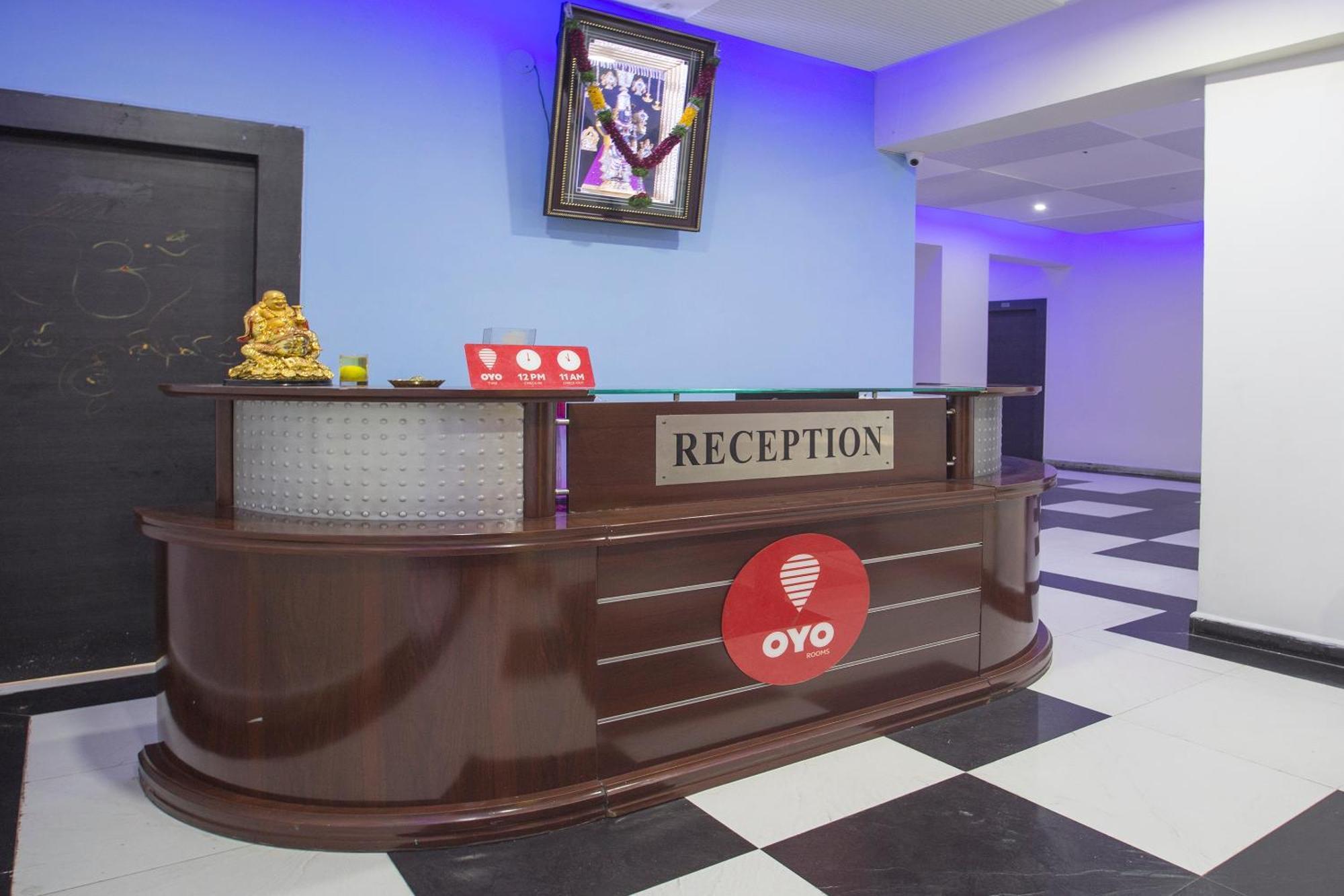 Hotel O Palak Residency Near Erragadda Metro Station Хидерабад Екстериор снимка