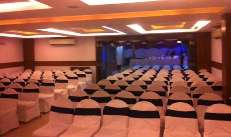 Hotel O Palak Residency Near Erragadda Metro Station Хидерабад Екстериор снимка